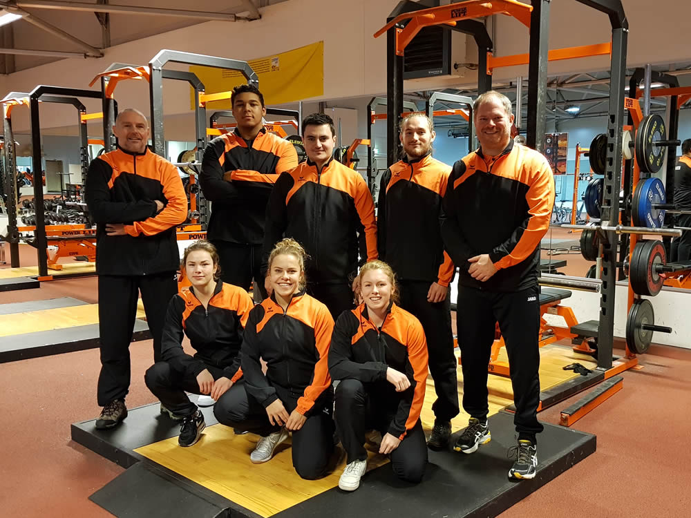 Gewichtheffers in TeamNL outfit